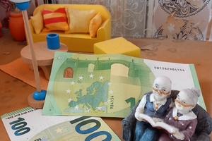  Seniorinnen und Senioren sollten den Ruhestand sorglos genießen. Daher ist es wichtig, das Thema Altersvorsorge vor dem Unternehmensverkauf zu bedenken 