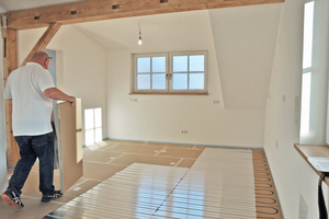  Verlegung der Elemente des ?PowerFloor Light? Fußbodenheizungssystems 
