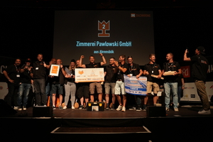  Platz 2 in der Kategorie „Team- und Traditionsverständnis“ ging an die Zimmerei Pawlowski aus Ahrensbök 