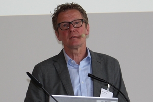  Udo Ludewig von puren informierte über den Hochleistungsdämmstoff Polyurethan  
