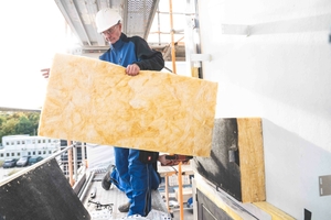  Auch für die vorgehängte hinterlüftete, Fassade bietet Ursa Fassadenplatten an. Durch die Befestigung mit Dämmstoffhaltern sind sie vollständig rückbaubar   