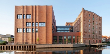 Nahe der einstigen Stadtbefestigung liegt die ehemalige M?hle sehr zentral dicht am Stadtzentrum von Parchim