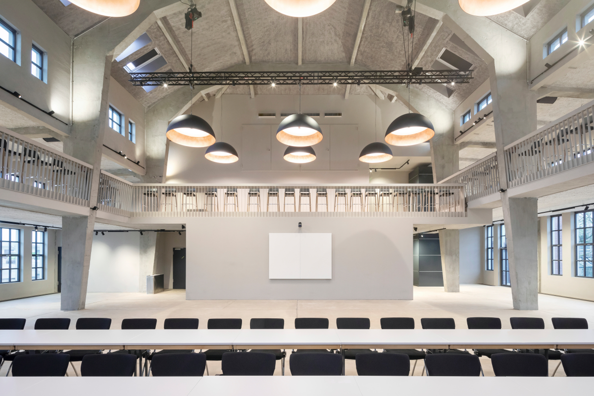 Im Mittelbau befindet sich heute das Innovatorium, ein Veranstaltungsraum, der bis zu 600 Personen Platz bietet