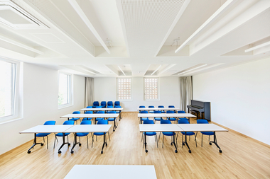 Der erste Platz ging in der Kategorie Deckenl?sungen f?r die Musikakademie in Staufen an die G?nter Nagel Bauleistungsservice GmbH aus Teningen