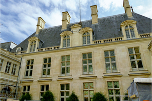  Die Fassade des Musée Carnavalet nach der Reinigung  