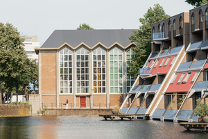 Viele hielten die Kirche, die den Abschluss einer Gracht bildet, fälschlicherweise für einen Funktionsbau der Wasserwerke 