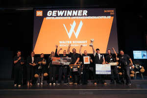  In der Kategorie „Erfolgreichste Unternehmensnachfolge“ freute sich das Team der Walter Schmidt Bedachungen GmbH aus Hildesheim über den 1. Platz 