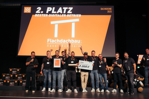  Das Team der Firma Flachdachbau Xaver Eckstein aus dem bayerischen Kösching erzielte in der Kategorie „Bester digitaler Betrieb“ den 2. Platz 