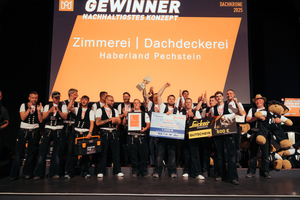  Die Haberland Pechstein GmbH aus Potsdam wurde Gewinner in der Kategorie „Nachhaltigstes Konzept“. Der Betrieb hatte sich mit einem Video über die Sanierung eines denkmalgeschützten Parkwächterhauses in Berlin für die&nbsp;„Dachkrone 2025“ beworben 