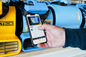  Scan bei der Übergabe eines Gerätes auf der Baustelle bzw. das Auslesen vom Status in der App 