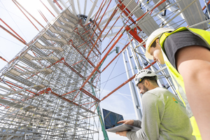  Prozesse optimieren, Zeit sparen: In der Schulungsreihe von PERI rund um das Thema Arbeitsvorbereitung im Gerüstbau lernen Teilnehmende, Ressourcen effizient zu planen und digitale Hilfsmittel gezielt einzusetzen. 