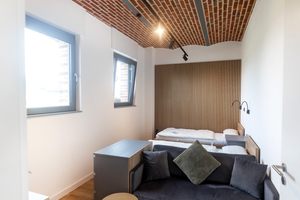  Die Innendämmung des Gebäudes erfolgte mit dem System ?iQ Therm? in Kombination mit einem Feinputz 