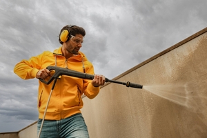  Die Holzzementplatten von Overtec sind leicht zu reinigen und bestehen aus Holzfasern und Zement 