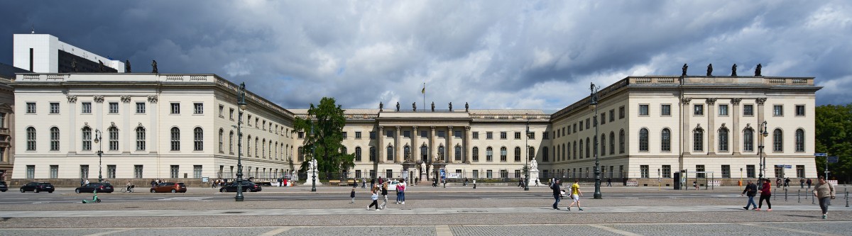 Die Fassade der Berliner Humboldt Universität nach Abschluss der Instandsetzungsarbeiten