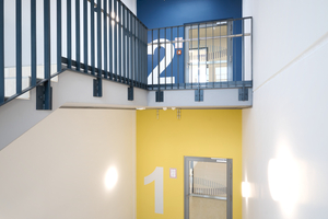  Die höchsten Anforderungen an die Schlussbeschichtung ergaben sich im Bereich der Treppenhäuser, Klassenräume und Flure 