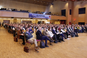  Mehr als 1200 Besucherinnen und Besucher kam zum Allgäuer Baufachkongress 2026 