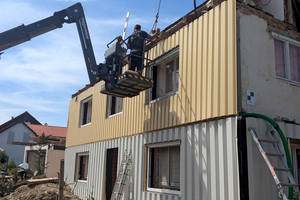  Die Blechfassade der dcarbonize GmbH setzt auf Leichtbau 