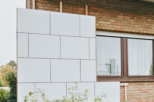  In Mönchengladbach testet die modulyte GmbH ihr modulares System an der Fassade eines Einfamilienhauses 