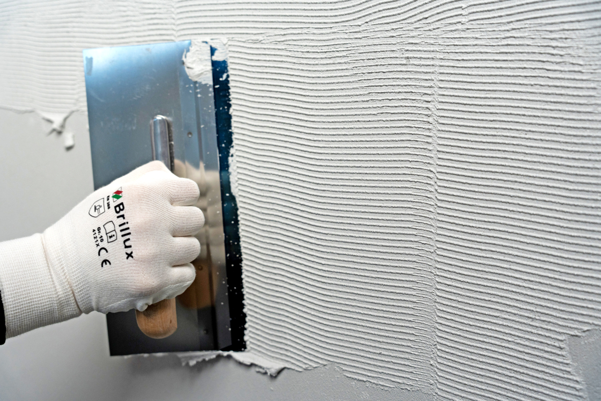 Zweiter Spachtelauftrag mit ?Creativ Granulato 71? nach Grundspachtelung