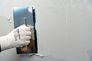  Zweiter Spachtelauftrag mit ?Creativ Granulato 71? nach Grundspachtelung 