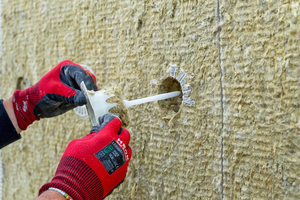  Anschließend kann der Kunststoff-Dübelkörper herausgezogen werden 