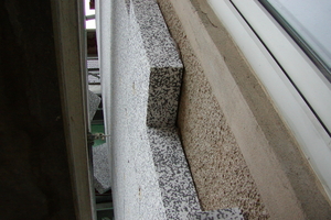  Bei einer Aufdopplung ist der Fensteranschluss ein kritischer Punkt, um Wärmebrücken zu vermeiden und Feuchtigkeitsschäden vorzubeugen   