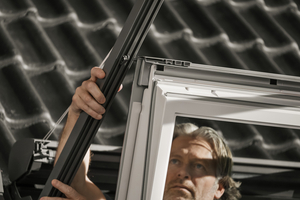  Der neue Rollladen von Velux ist leicht zu installieren 