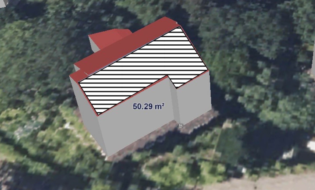 Messung der Dachfläche für Photovoltaik