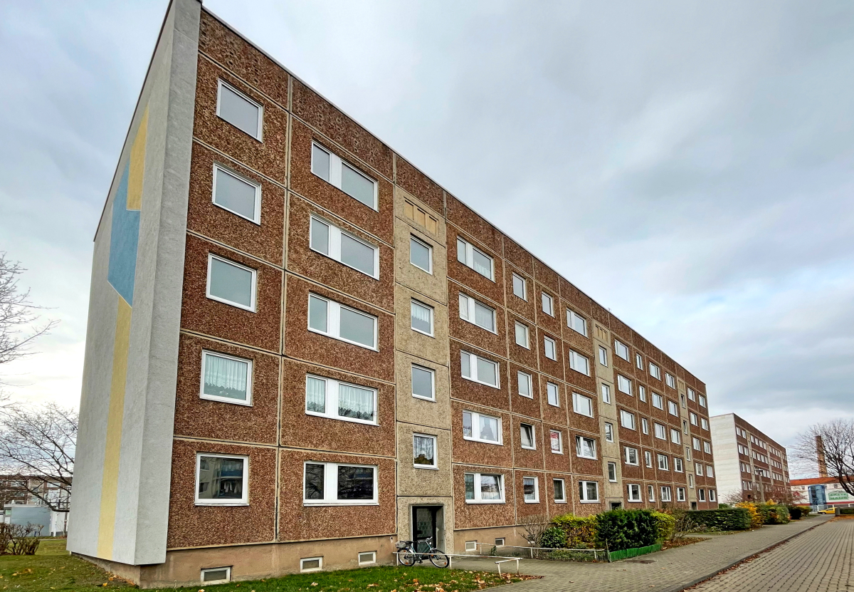 Der DDR-Plattenbau in Halberstadt entsprach energetisch und optisch nicht mehr den aktuellen Anforderungen