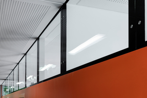   Die Glaselemente „F1-30“ stehen für Transparenz und&nbsp; minimalistisches Design 