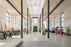  In der Halle hinter dem großen Theatersaal ist nun endlich Platz für die Werkstätten des Theaters 
