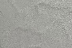 Die verwaschene Optik entsteht, indem etwas Mörtel dem Wasser beigegeben wird 