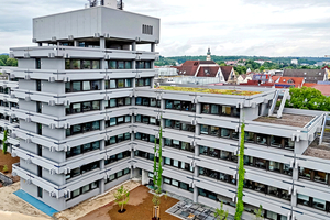  Das Rathaus in Aalen besticht durch seine roh belassene Sichtbetonfassade, die nun saniert werden musste 