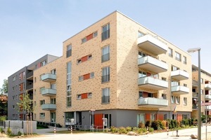  Kategorie Wohn- und Geschäftshäuser, 1. Preis: Wohnkomplex in Hamburg-Barmbek mit Mischfassade aus Putz, Ziegeln und Holzpaneelen 