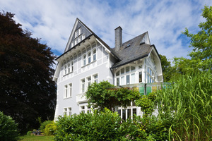  2. Preis: Neugestaltung einer Stilfassade von 1907 in Siegen  