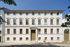  Kategorie Historische Gebäude und Stilfassaden, 1. Preis: Aufwendige Fassadenrekonstruktion eines klassizistischen Wohnhauses in Frankfurt/Oder 