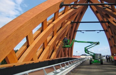  Letzte Arbeiten an der Brücke Sneek I kurz vor Freigabe für den Straßenverkehr<br /> 