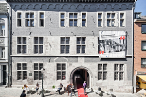  Was es in NRW zu sehen gibt: Ein nach Plänen des Aachener Büros fischerarchitekten zum IZM Internationalen Zeitungsmuseum umgebautes historisches Stadthaus in Aachen 
