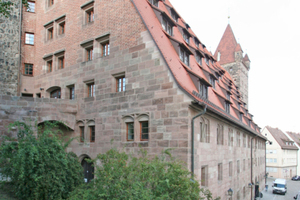  Außen hat sich nach Abschluss der Umbau- und Sanierungsarbeiten am Kornhaus der Nürnberger Kaiserburg so gut wie nichts verändertFoto: Thomas Wieckhorst 