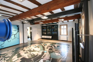  Ausstellungs- und Veranstaltungsraum im Erdgeschoss des Fachwerkhauses 
