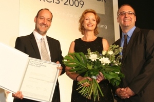  Peter, Katrin und Ralf Hoppen nehmen in Berlin den Kulturförderpreises 2009 entgegen  
