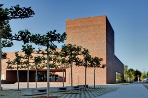  <div class="99 Bildunterschrift_negativ">Den ersten Platz belegte beim diesjährigen Fritz-Höger-Preis das Architekturbüro meck architekten aus München mit dem Dominikuszentrum in München</div> 