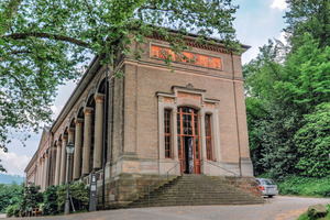  Die Trinkhalle in Baden-Baden gehört zu den architektonischen Wahrzeichen der StadtFotos: Alfred Kärcher 