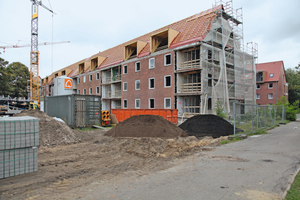  Wohnkomplex während der Sanierung im Hamburger Stadtteil Wilhelmsburg 