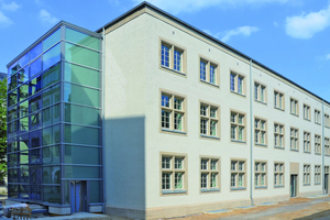  Neu verputzte Fassade 