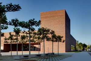  Anerkennung: Das Dominikuszentrum in München vom Büro Meck Architetken aus München
Foto: Michael Heinrich
 