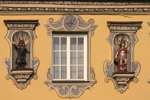  Nun wachen sie wieder über Berkheim und die Krone: der Dorfheilige Willebold und der heilige Florian 