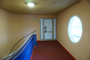  Übergang vom Treppenhaus in den Flur 