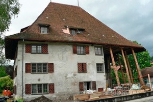  Der Ökonomieteil im Südosten des Gebäudes wurde in Stahlbeton wieder aufgebaut 