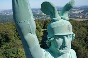  Kopf der Hermannsstatue 